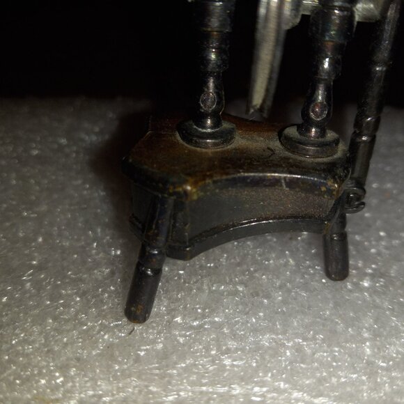 Miniature Mini Spinning Wheel Vintage Pencil Sharpener Die Cast - Picture 2 of 6